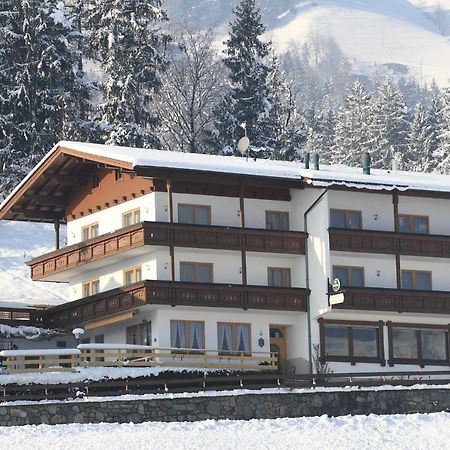 Hotel Pension Eichenhof رييد ايم زيلرتال المظهر الخارجي الصورة