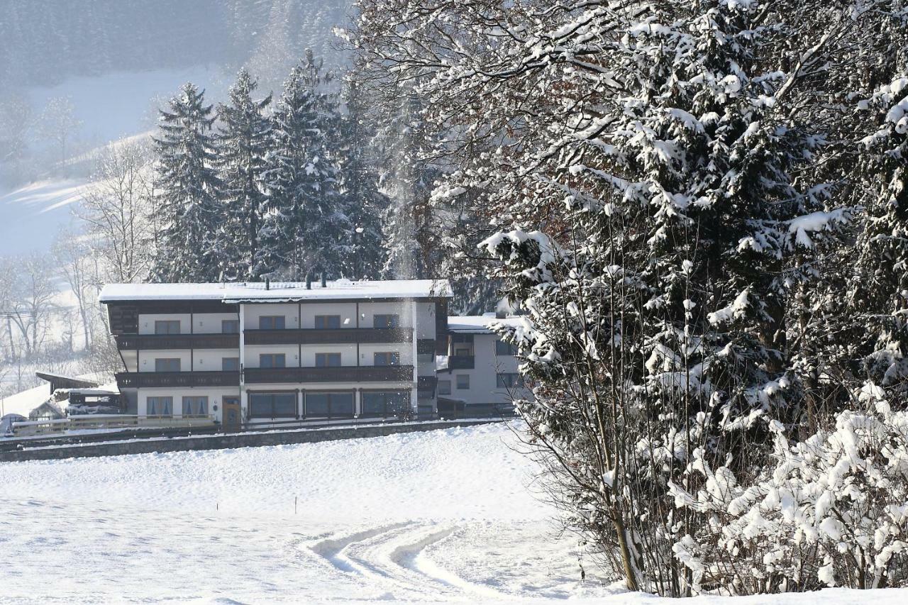 Hotel Pension Eichenhof رييد ايم زيلرتال المظهر الخارجي الصورة